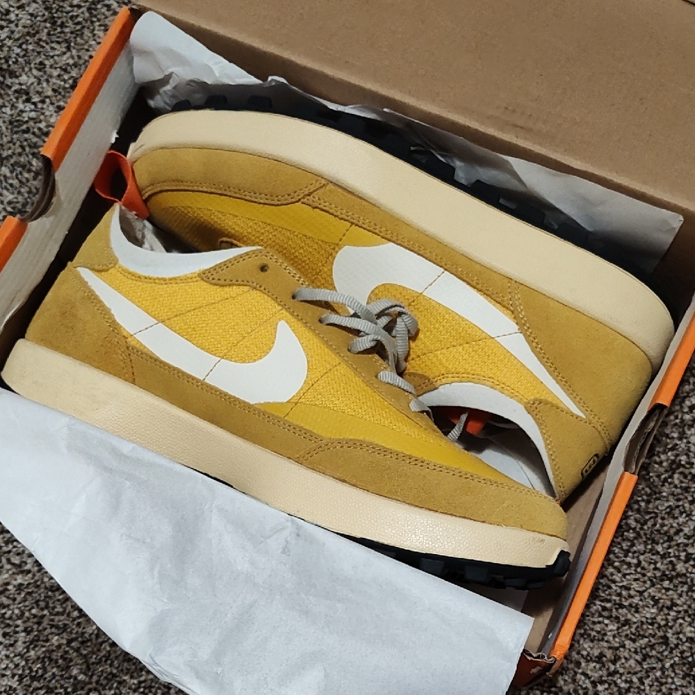 Nike Men’s Retro Runner Sneakers in Yellow and White